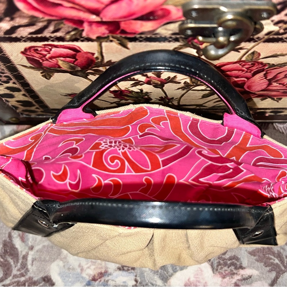 NWOT Victorias Secret | Clutch - Picture 4 of 5